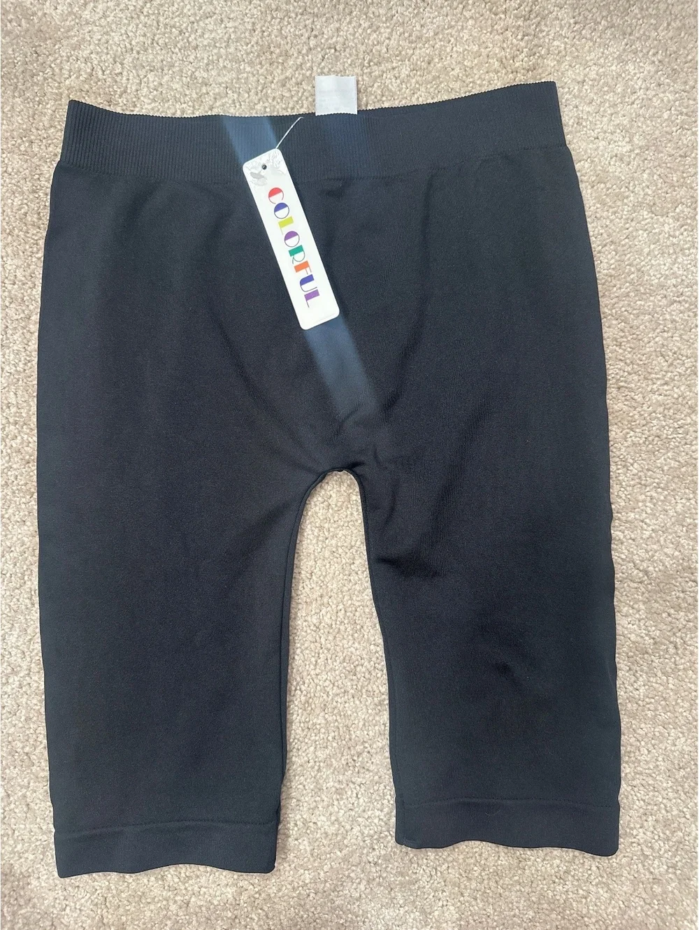 (4)Colorful Black Knee-Length Stretch Shorts